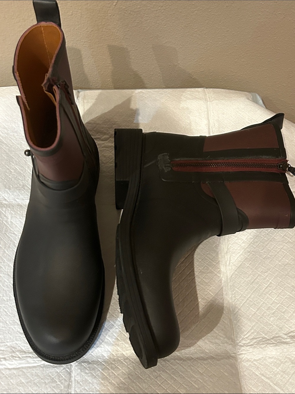rag & bone Black and Brown Womens Zip Chelsea Boots